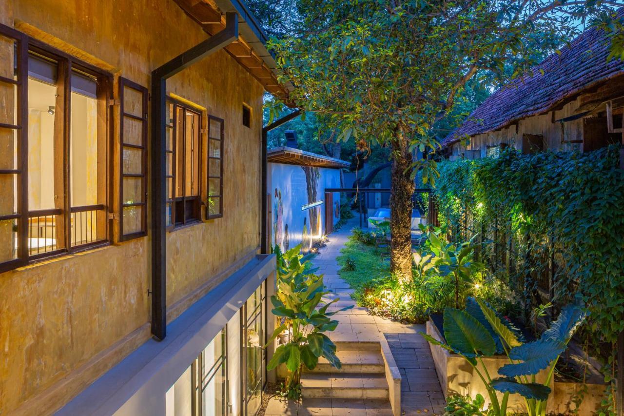 The Postcard Mandalay Hall, Kochi Extérieur photo